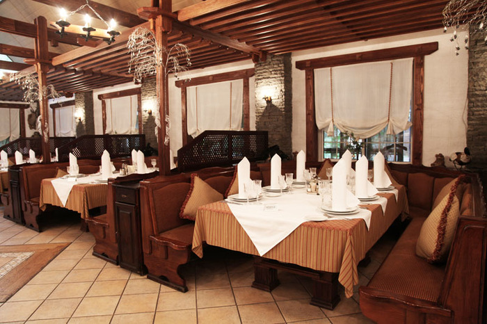 Ресторан горный меню. Ресторан горный Тау дастархан. Рестораны в Горном Алтае. Ресторан горный Алтай. Ресторан елка горный Алтай.